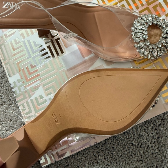 Zara Tan Slingback Heels with Crystal Embellishment size 40 - Picture 4 of 7